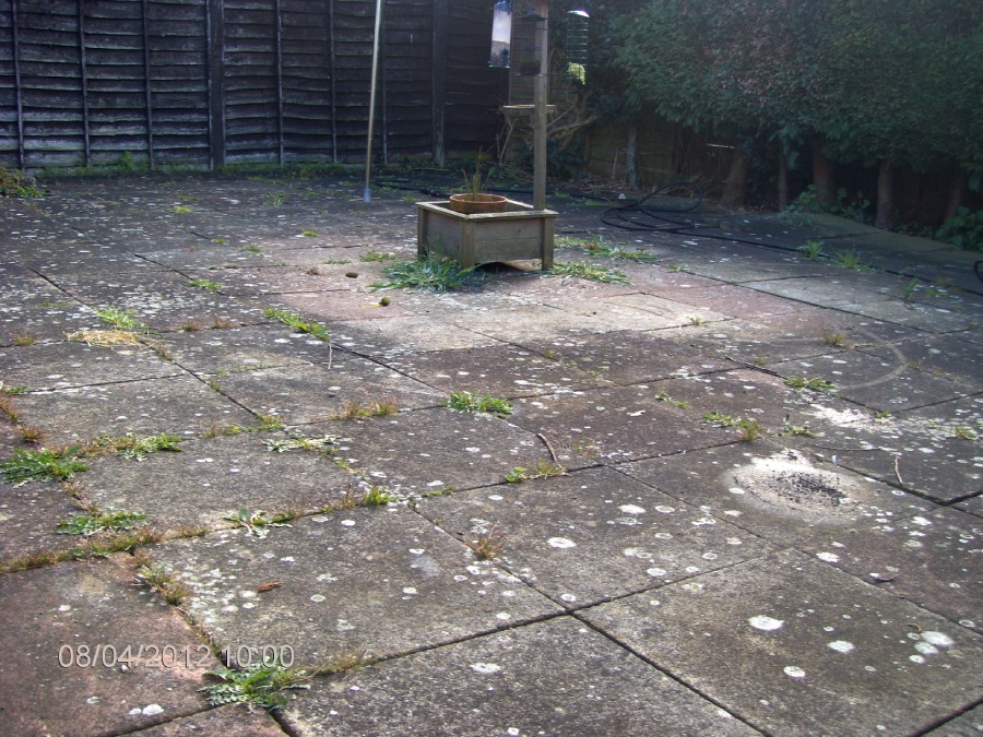  Professional Driveway Cleaning in Staffordshire, Derbyshire and Leicestershire 